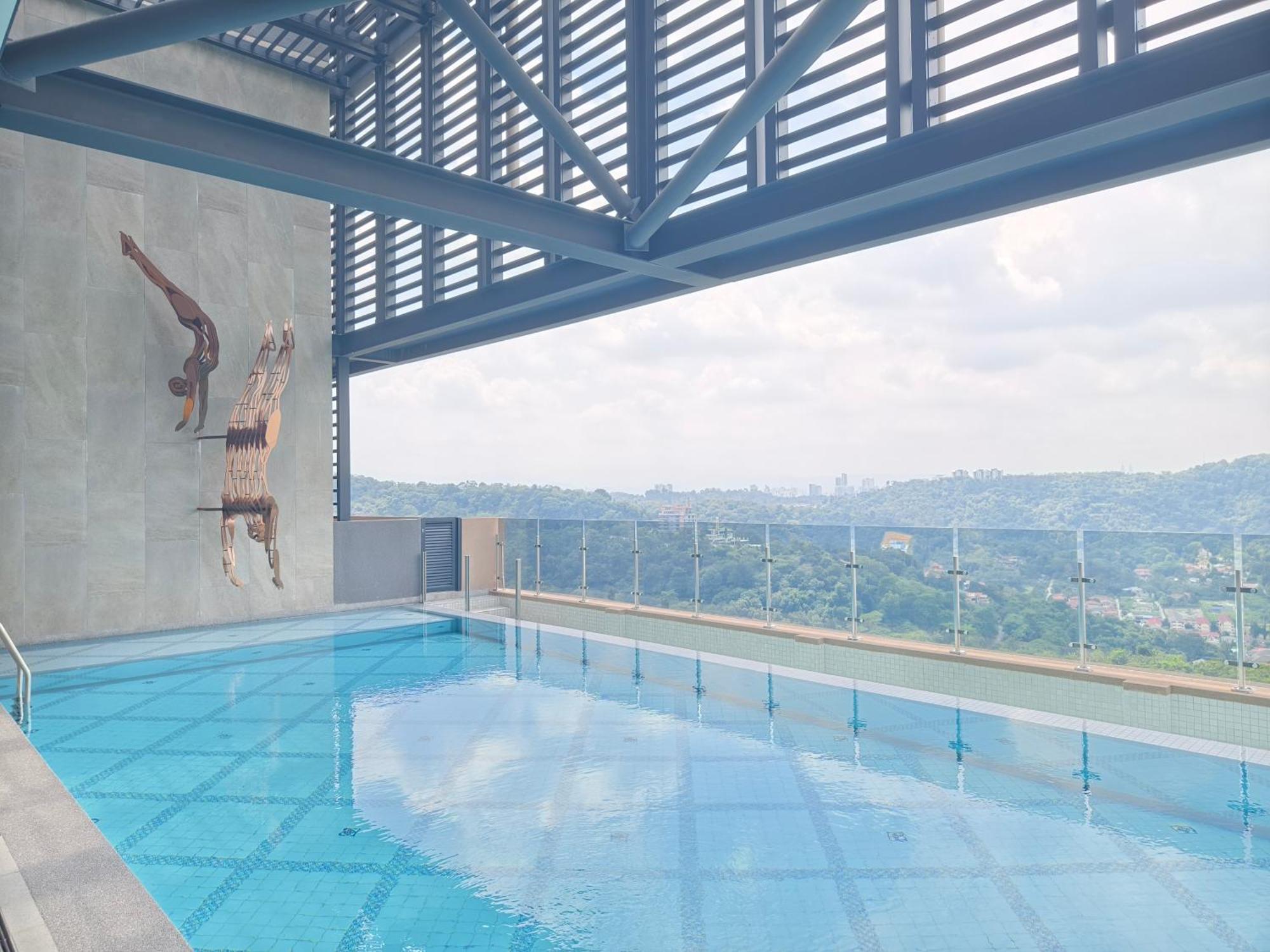 Mossaz Suites Empire City By Starwood Petaling Jaya Exterior foto